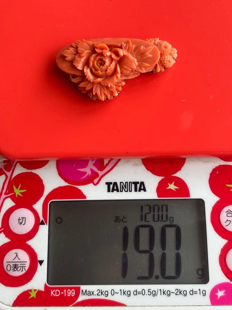 アンティーク 赤サンゴ 本珊瑚 牡丹の花の彫刻 帯留め 19g
