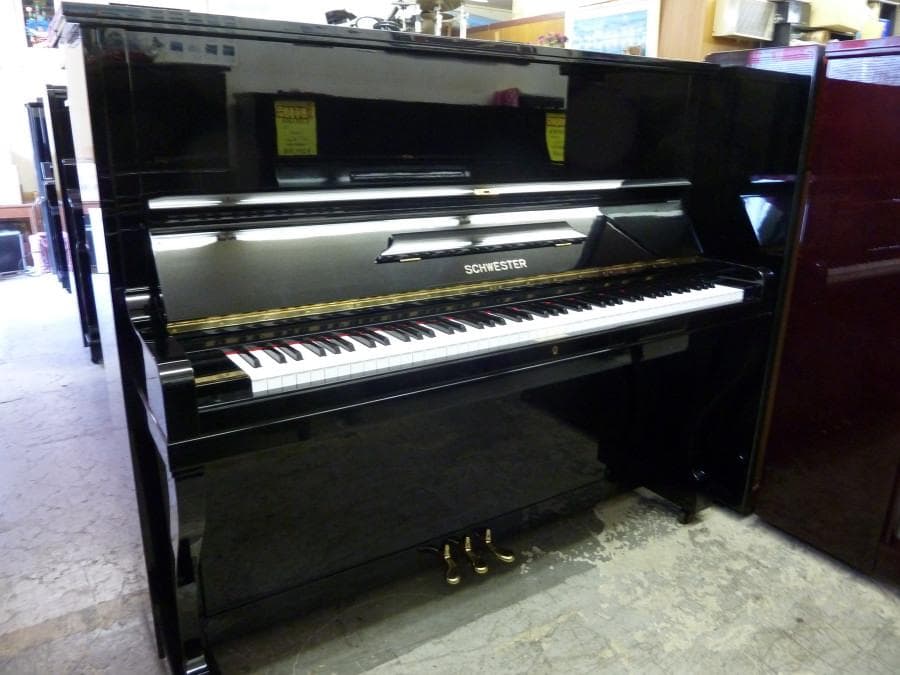 ★★★専門店整備済★シュベスター★No.51★オーバーホール（弦・他全交換）済み