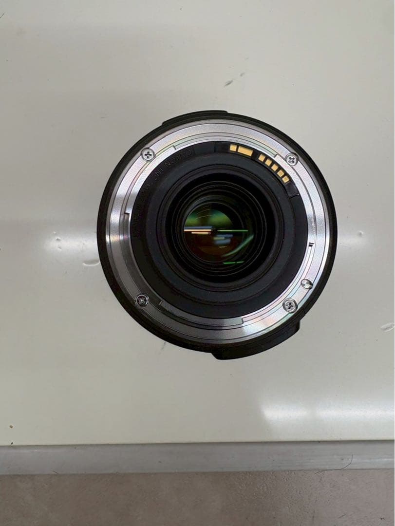 Canon EF-S 18-200mm F3.5-5.6 IS レンズ 美品