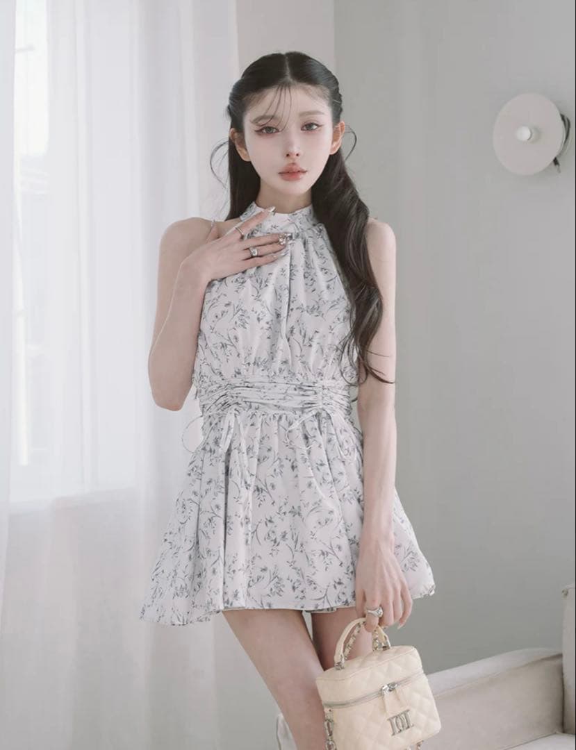 Darich アメスリギャザーフレアミニワンピース グレー FREEサイズ Darich アメスリギャザーフレアミニワンピース グレー FREEサイズ