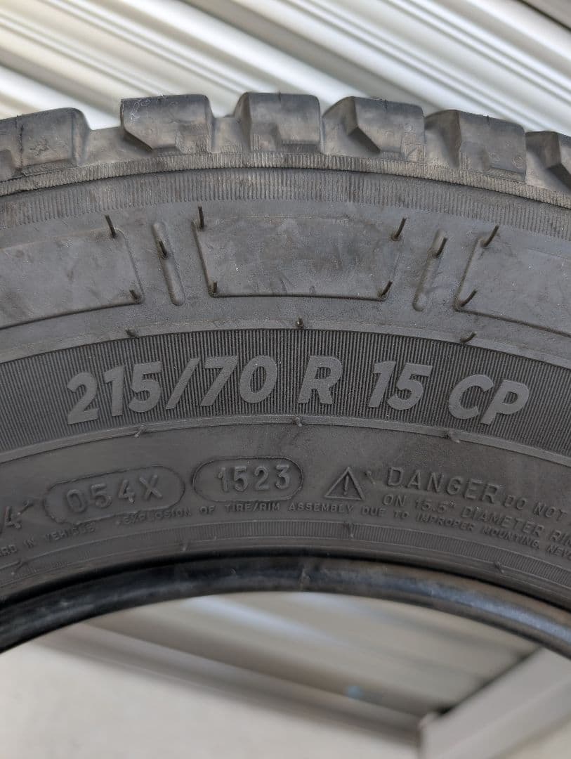 【送料無料】ミシュラン　クロスクライメートキャンピング　215/70/R15