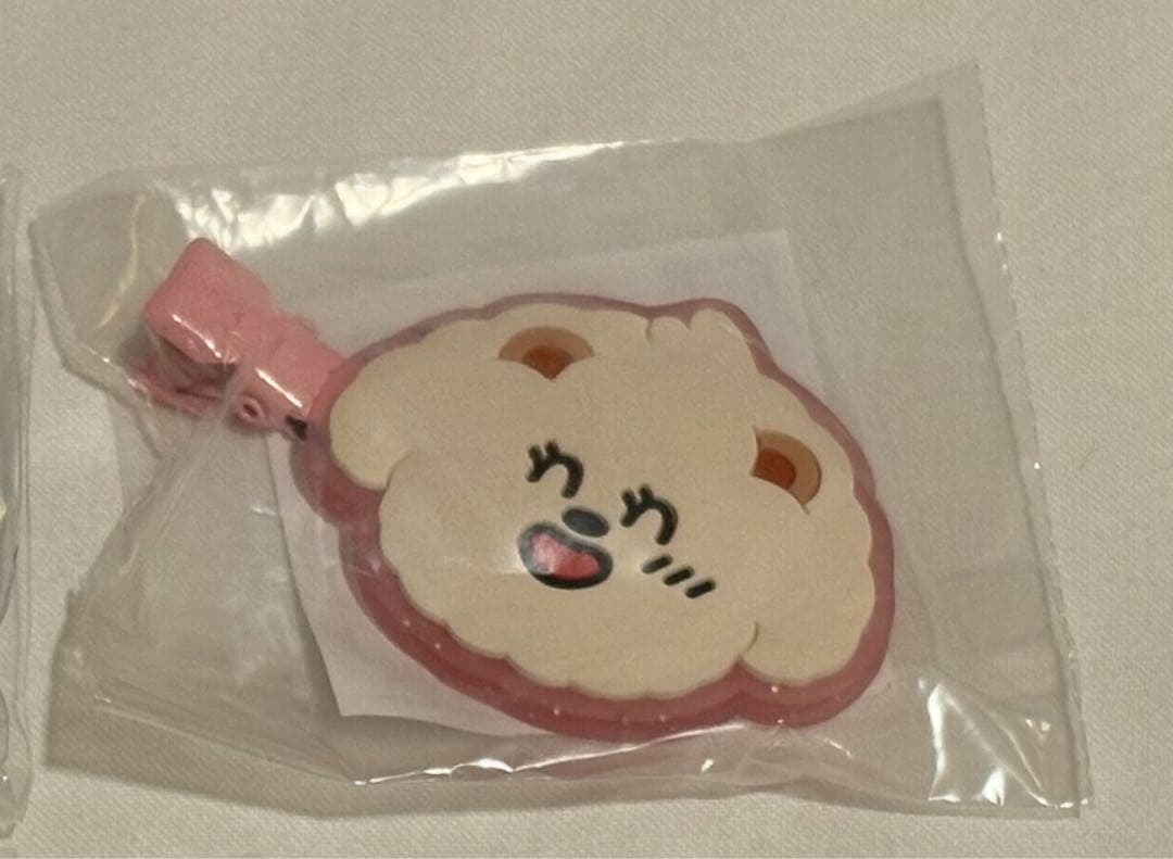 TXT ボムギュ バムグッ ヘアクリップ - メルカリ