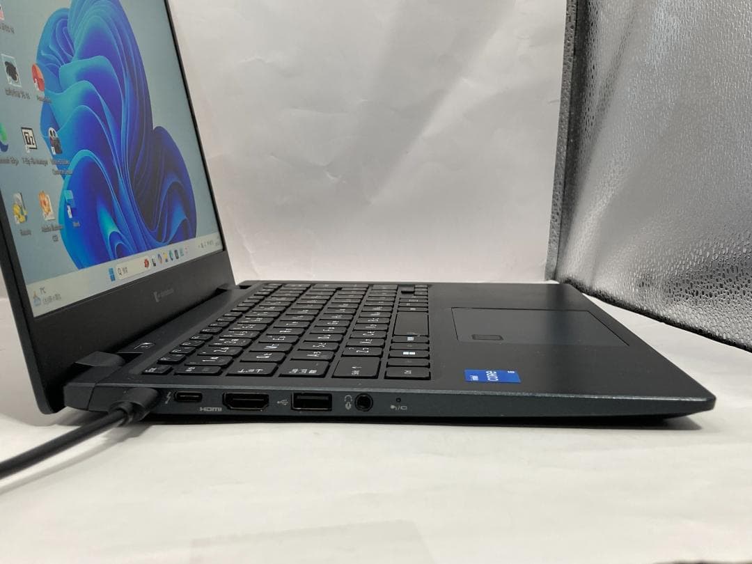 爆速】第11世代i5 24GB SSD512GB Office 軽量13.3型