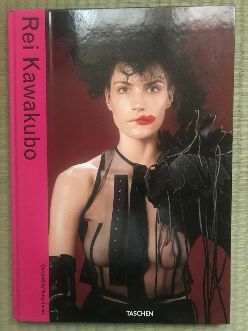 コムデギャルソン写真集『Rei Kawakubo』'13年刊大型本ハードカバー