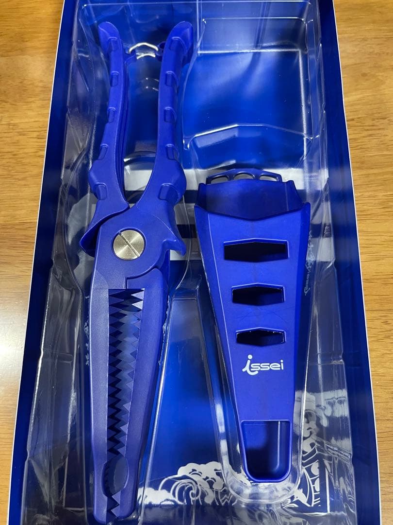 一誠 issei 海太郎 フィッシュグリップ - メルカリ