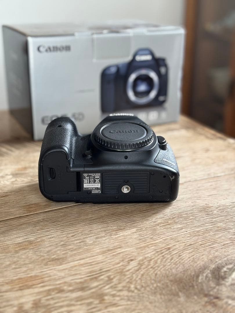 シャッターカウント12497回 Canon EOS 5D Mark Ⅲ