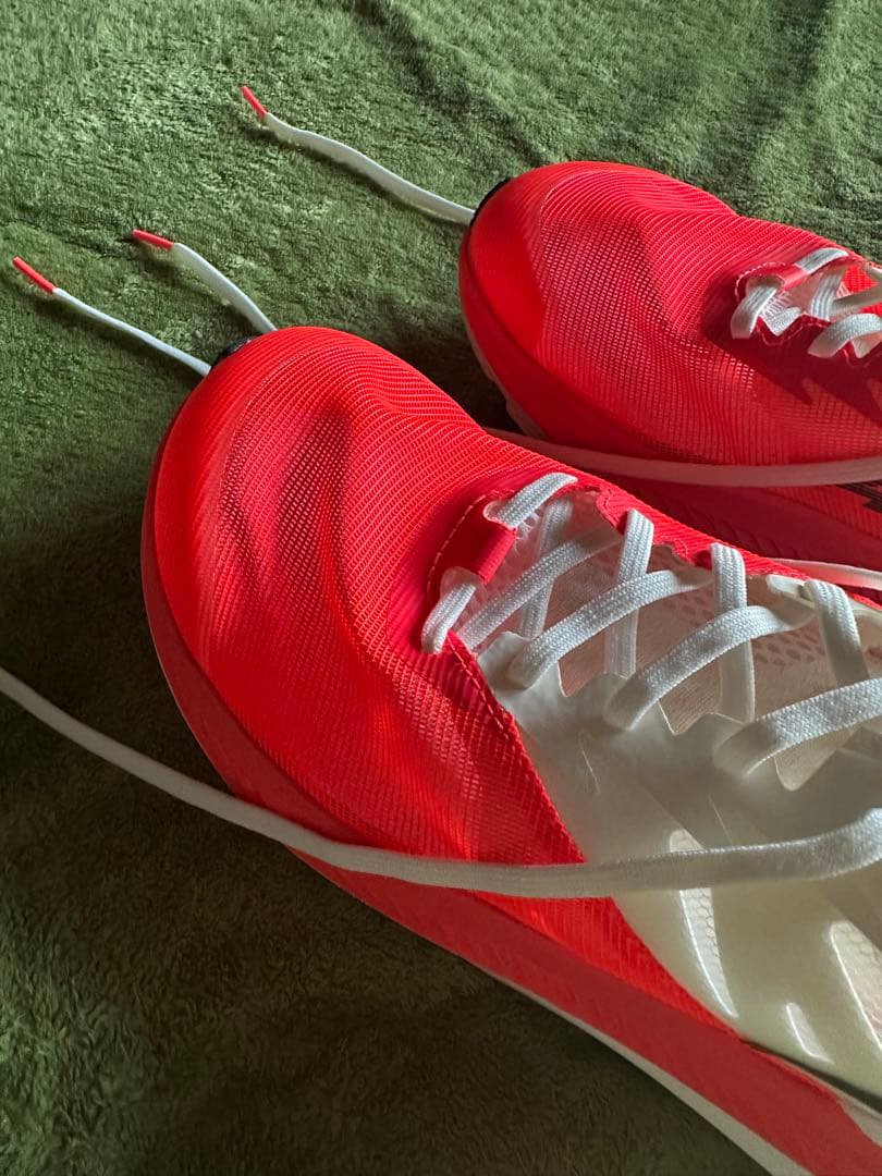 【超希少カラー・美品】ALTRA VANISH CARBON 2 26.5cm