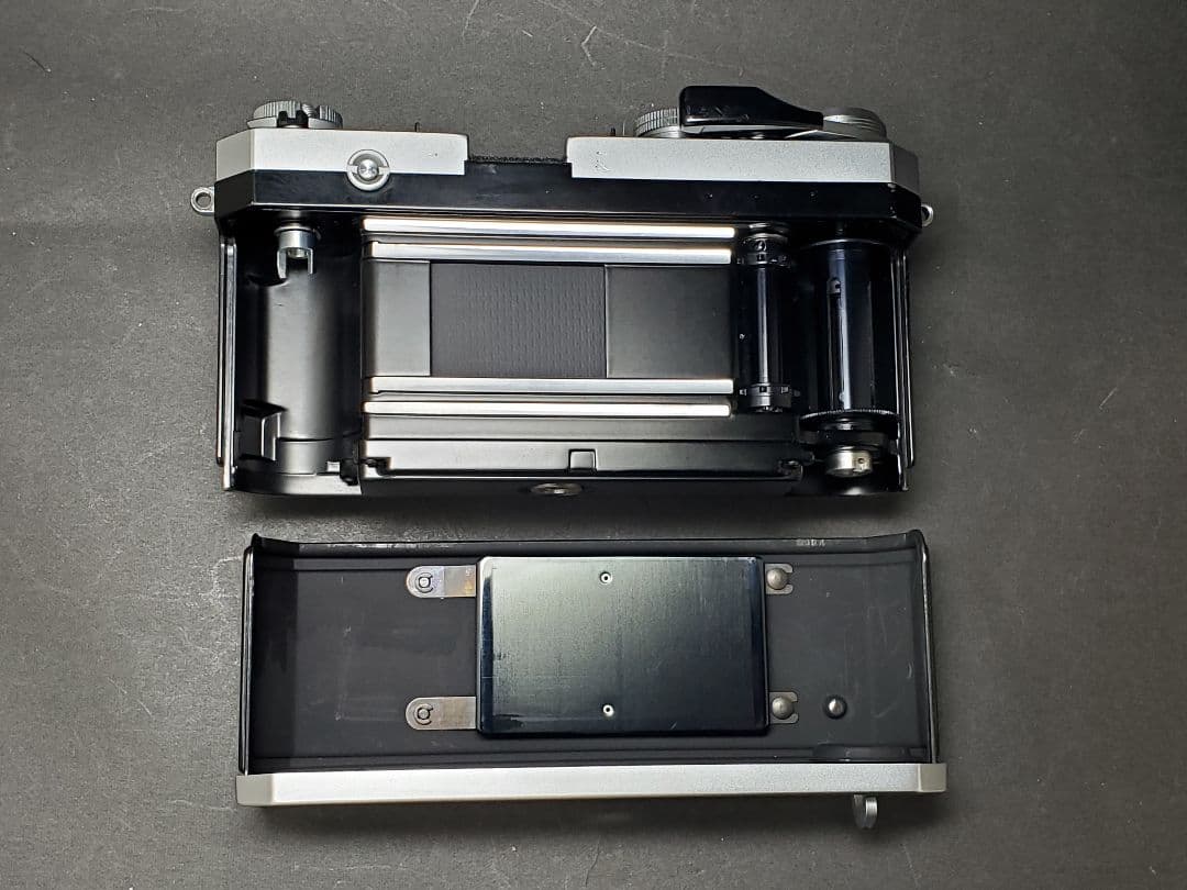 並上Nikon Fフォトミック白 一眼レフボディーのみ