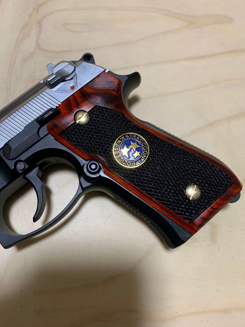 レア物 新品ベレッタ m9用サムライエッジ風木製グリップ メタリオン