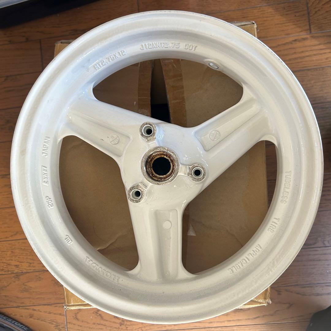 NSR50 3本スポークホイール リア 塗装品 - メルカリ