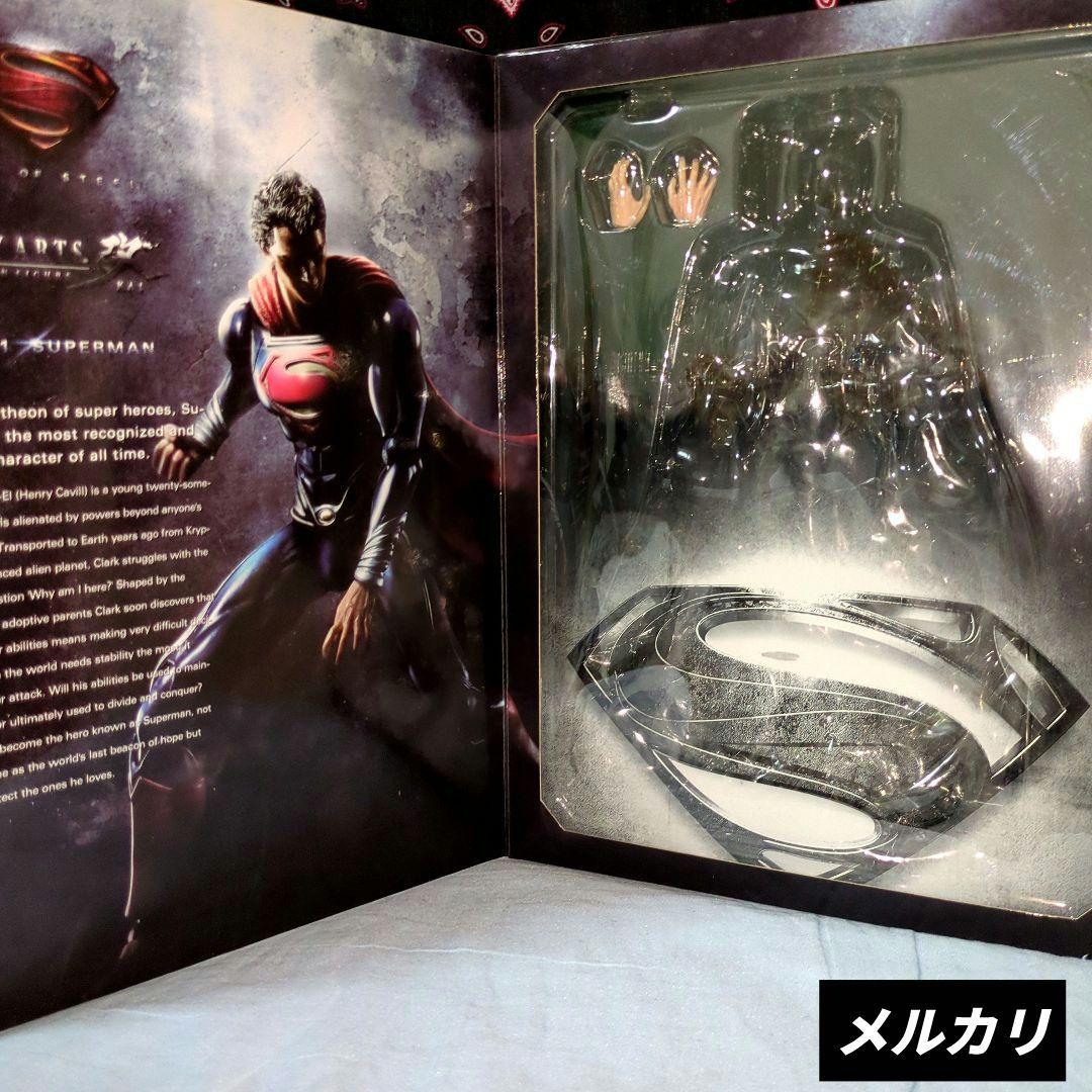 PLAY•ARTS•改✨ＭAN OF STEEL ✨ スーパーマン《中古開封品》