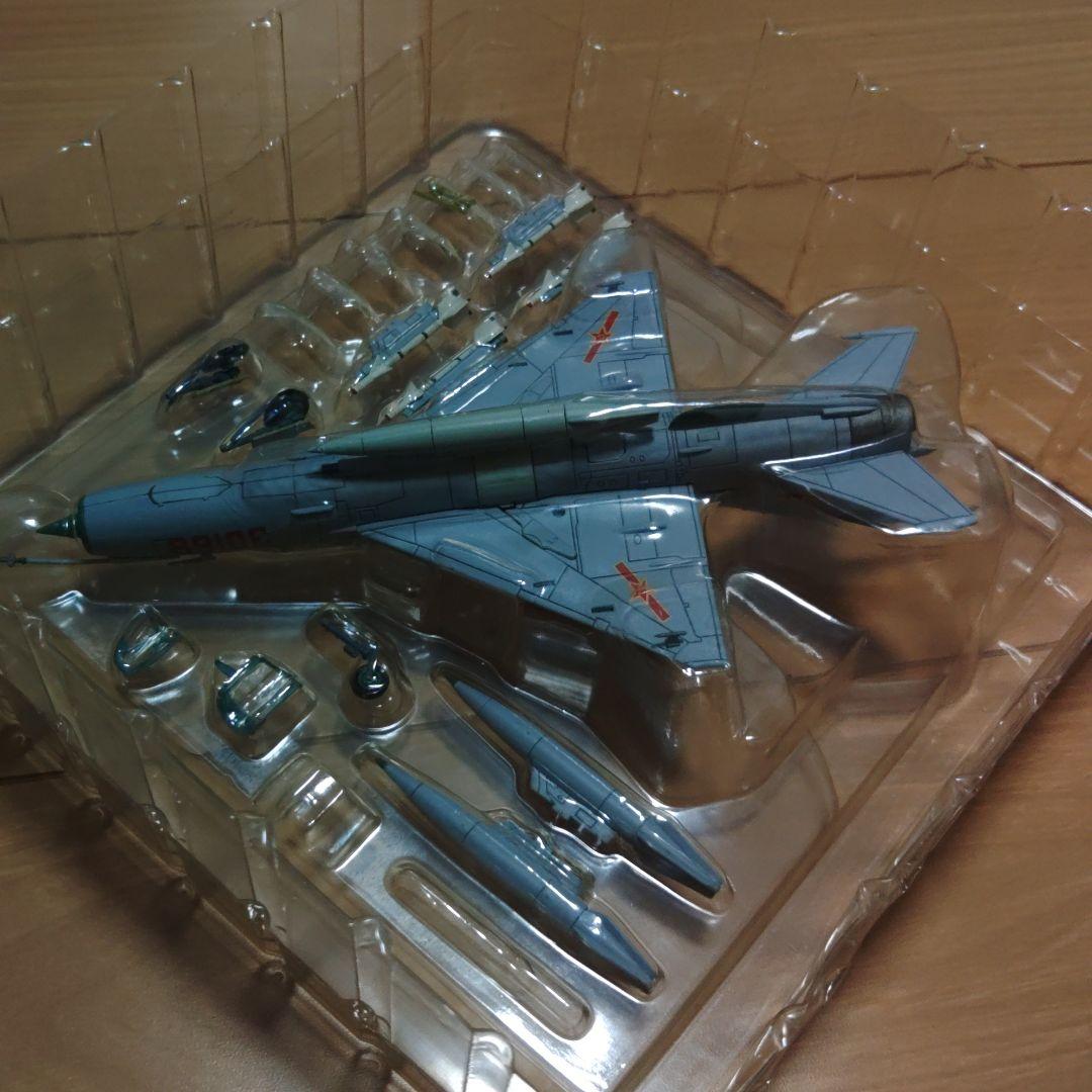 ホビーマスター 1/72 中国空軍 J-7D