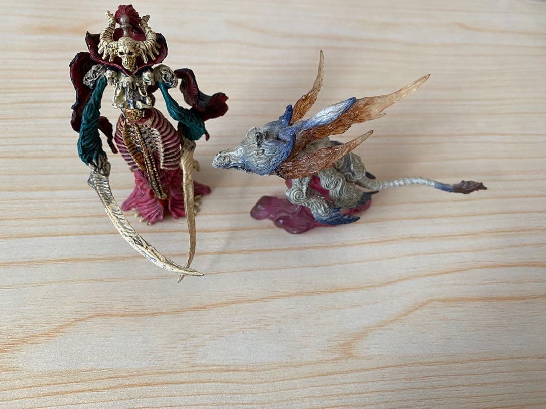 ファイナルファンタジー クリーチャーズ 2体まとめ売り - メルカリ