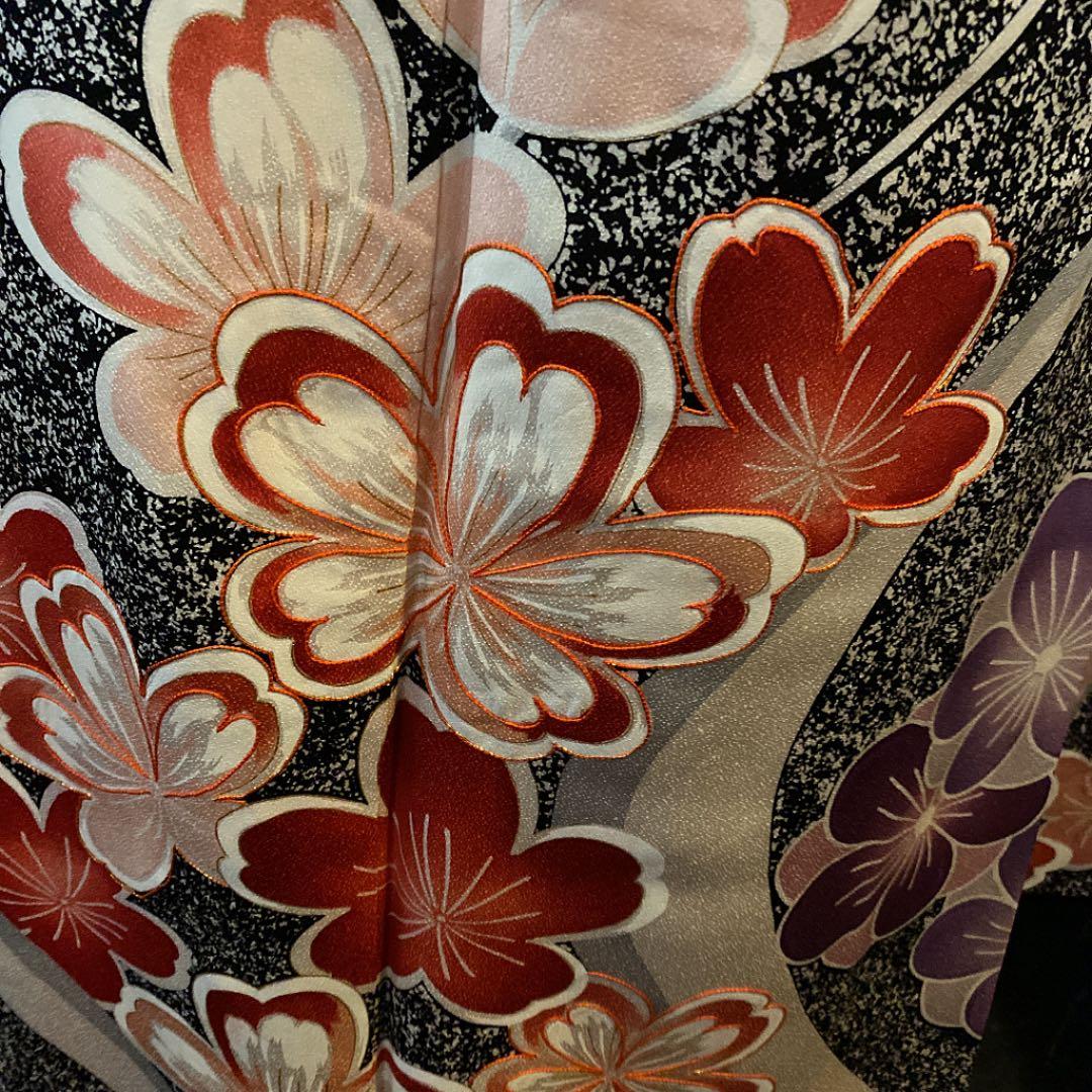 □極上逸品振袖□紫綬褒章□巨匠『岩田専太郎』□舞花文、たたき染