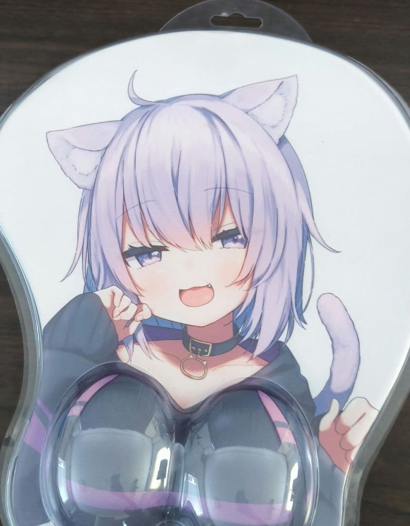 ホロライブ公式) 猫又おかゆ 60万人記念 おっぱいマウスパッド - メルカリ