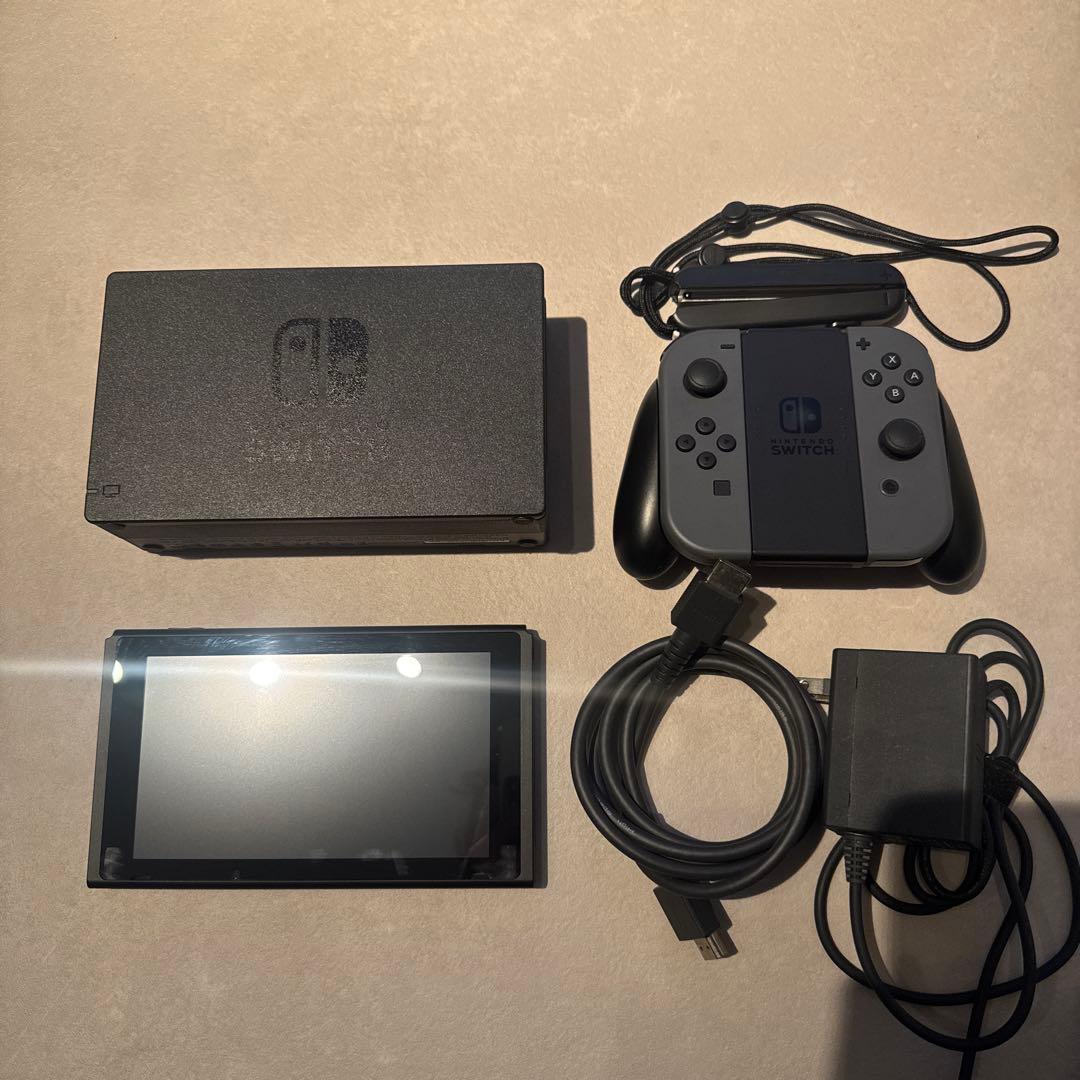 Nintendo Switch 本体 + Joy-Con + 付属品 NintendoSwitch本体の付属品の他に追加で必要な周辺機器は？