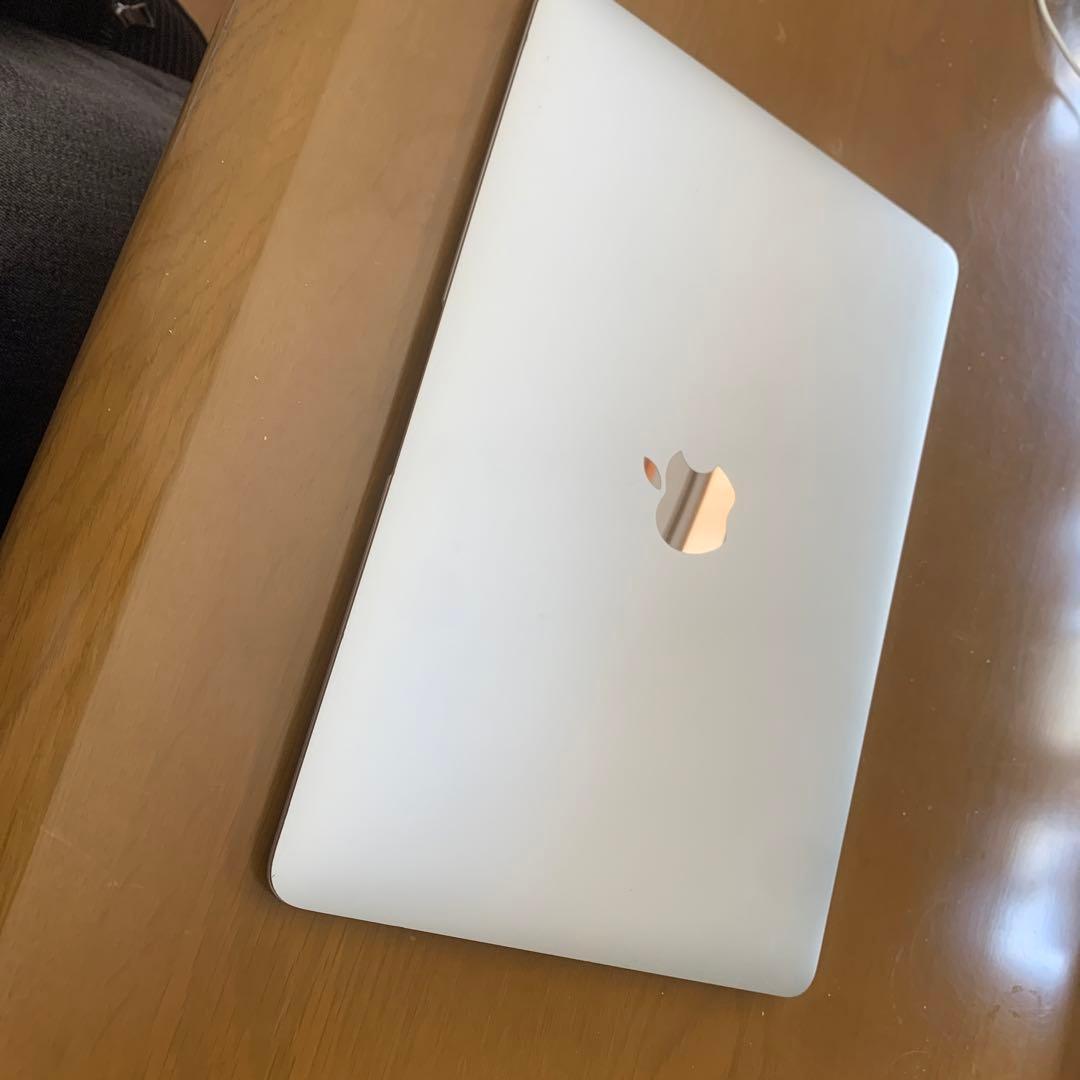 MacBook本体 Mac Book (Retina, 12inch, 2017) MacBook (Retina, 12-inch, 2017) - 技術仕様 - Apple サポート (日本)