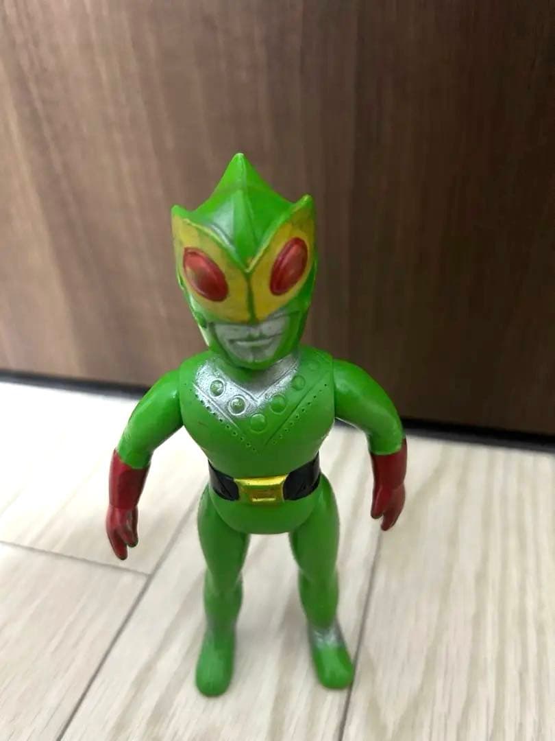 ポピー製　サンダーマスク フィギュア ポピー サンダーマスク ソフビ人形 東洋エージェンシー｜トレファクONLINE