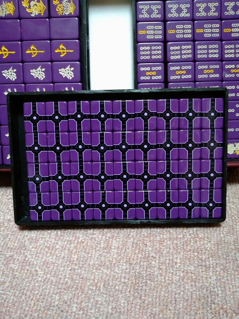 非売品 ガンダム 麻雀牌 MS-09 ドム 黒い三連星 - メルカリ