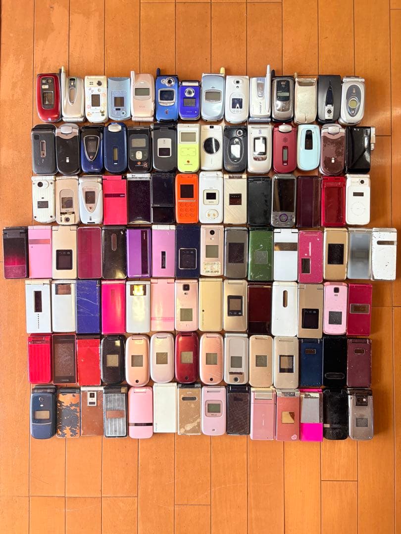 キャリア色々 ガラケー動作未確認ジャンク 100台 ガラケー 携帯電話 おまとめ 27台 動作未確認 ジャンク