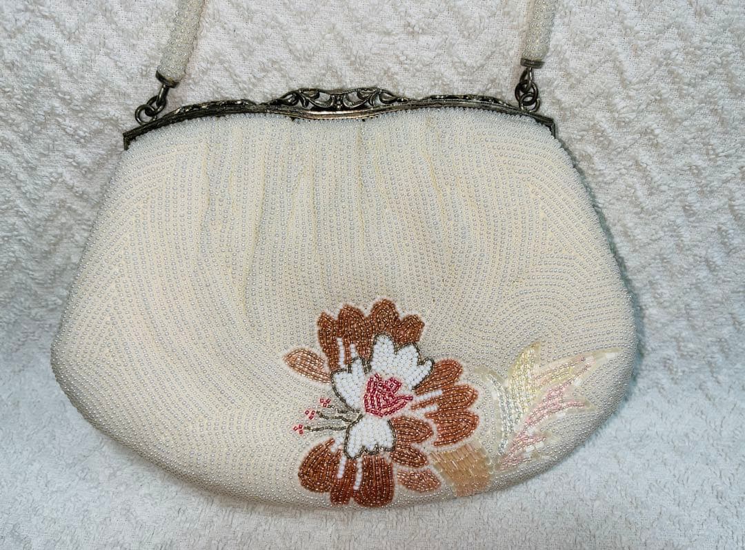 和装 花柄 総ビーズ刺繍バッグ 手縫い ハンドバッグ がま口 - メルカリ