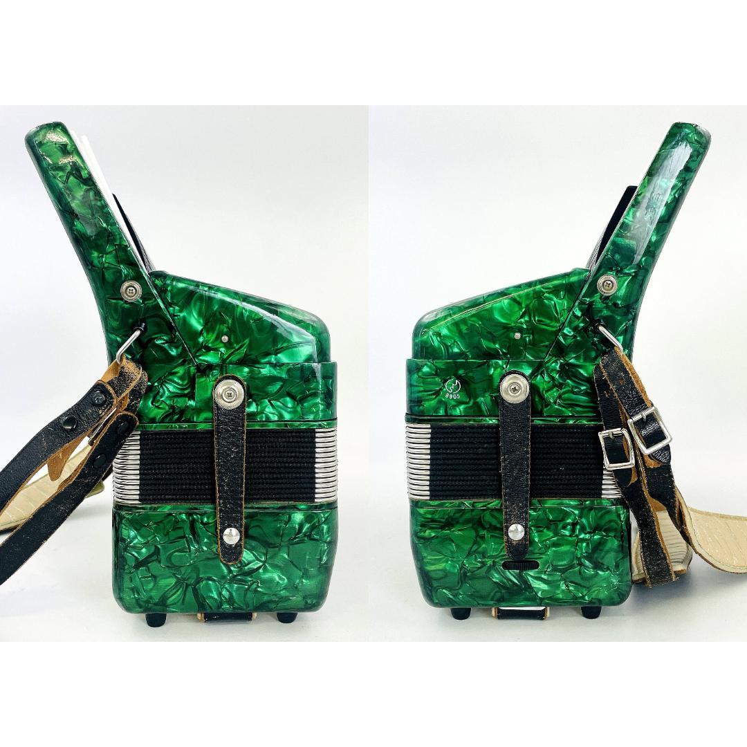 希少カラー】YAMAHA A-32B ヤマハ アコーディオン グリーン - メルカリ