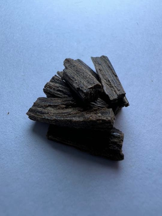 古渡命銘木 名香　中院通村公御銘　羅国　銘【郭公】0.500g 香木/沈香/伽羅