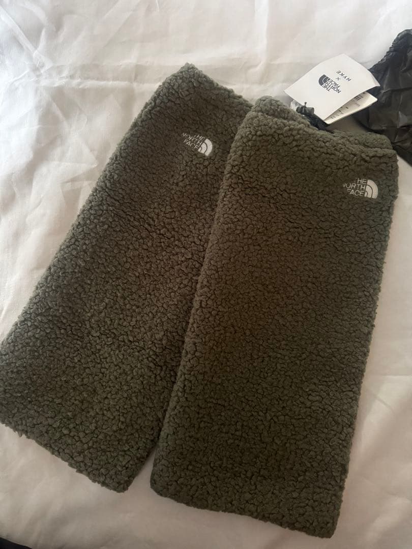 THE NORTH FACE × HYKE ボア レッグウォーマー オリーブ - メルカリ