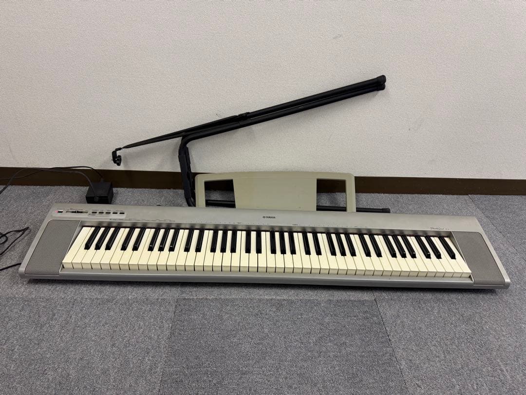 YAMAHA 電子ピアノPortable grand NP-30 Portable Grand NP-30 - Display Collection - INNOVATION ROAD