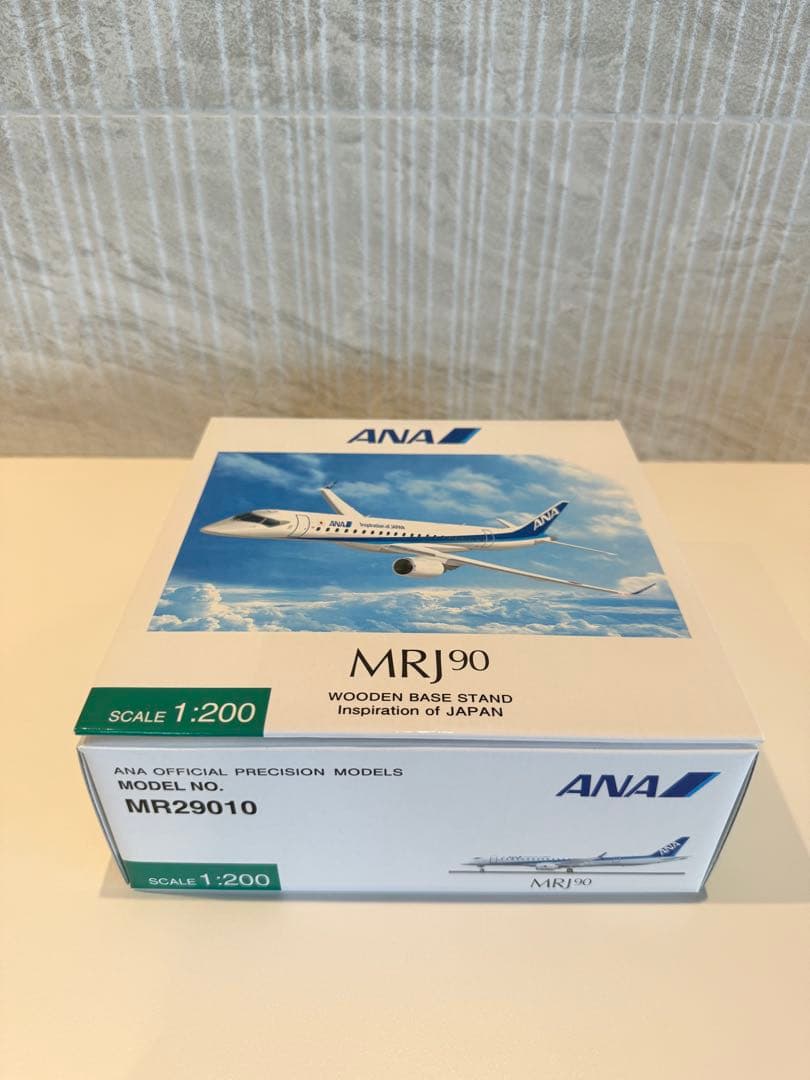 【新品未開封】全日空商事 1/200 ANA MRJ90 1/200 MRJ-90 ANA 飛行試験機5号機 JA25MJ [MR29016] 全日空商事/中古