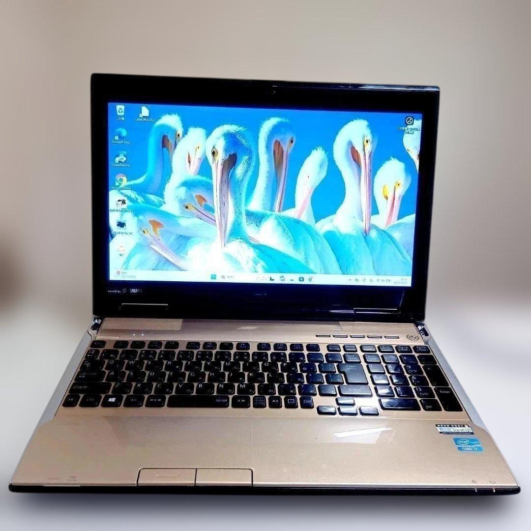 即日発送すぐ使える/大容量SSD1TB/メモリ8GB/DVDドライブ/カメラ搭載