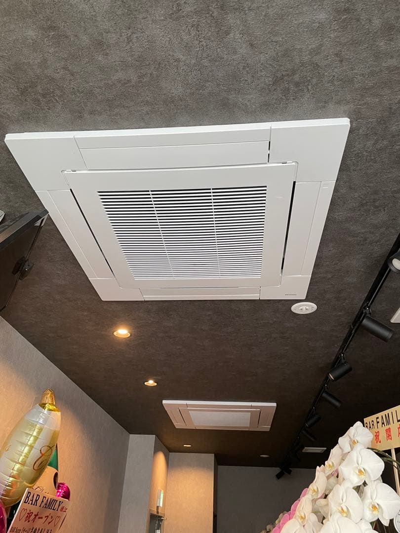 TOSHIBA エアコン用天井パネル RBC-U42PG(W) - メルカリ