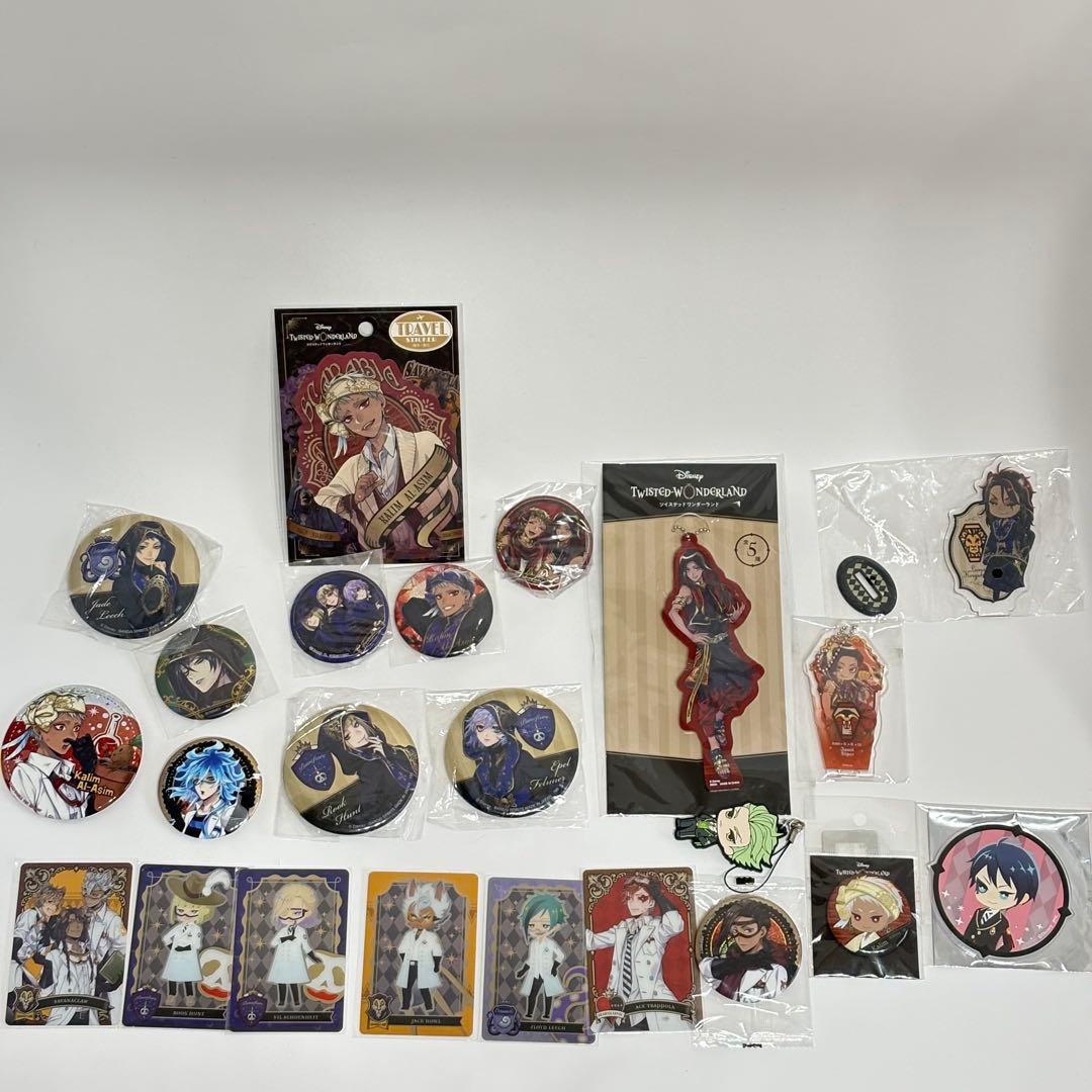 ツイステ まとめ売り 大量セット 缶バッジ アクキー カード - メルカリ