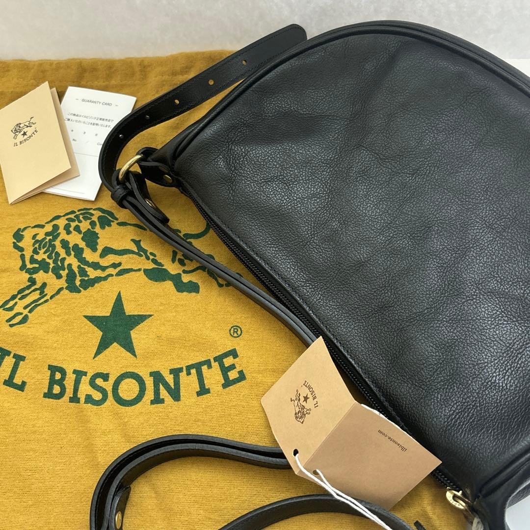 新品未使用タグ付き イルビゾンテ ハーフムーン ショルダーバッグ 黒