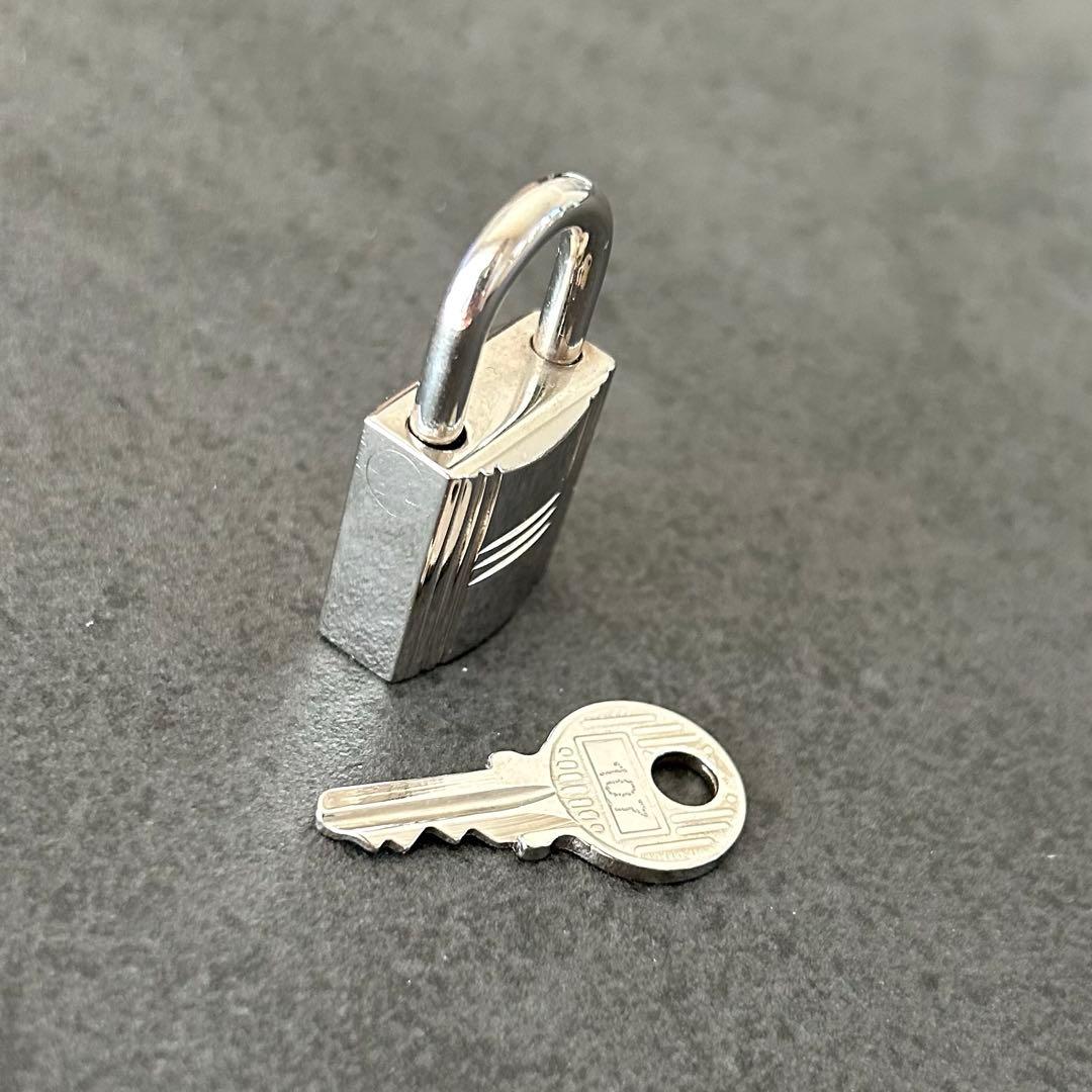 綺麗 HERMES エルメス パドロック カデナ 鍵 107 シルバー