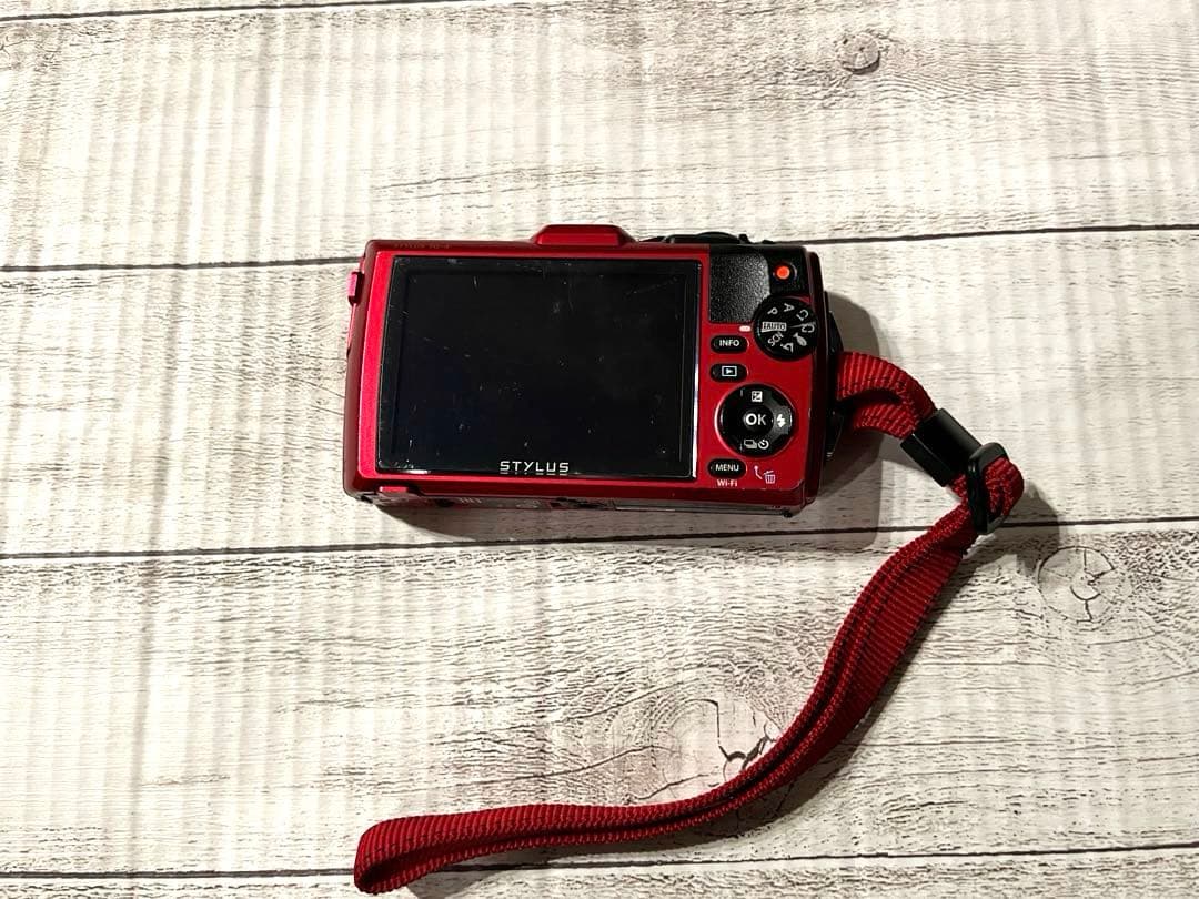 OLYMPUS STYLUS TG-4 tough レッド 本体と箱付き - メルカリ