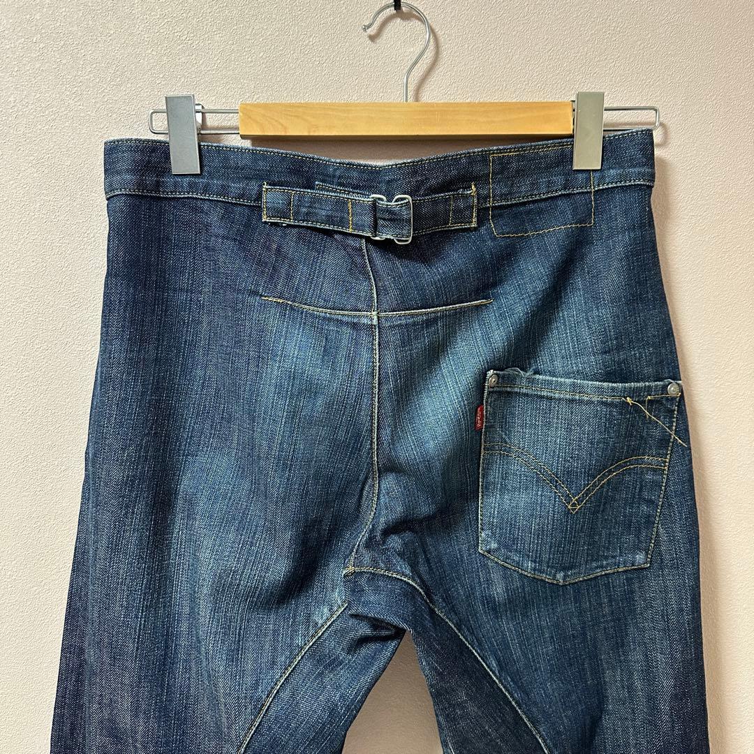 リーバイス エンジニアード シンチバック ルーズ W30 香港製 - メルカリ