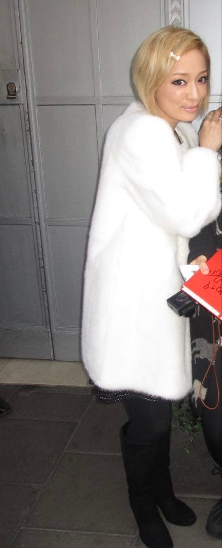 浜崎あゆみ 直筆サイン Moleskine 赤いノート - メルカリ