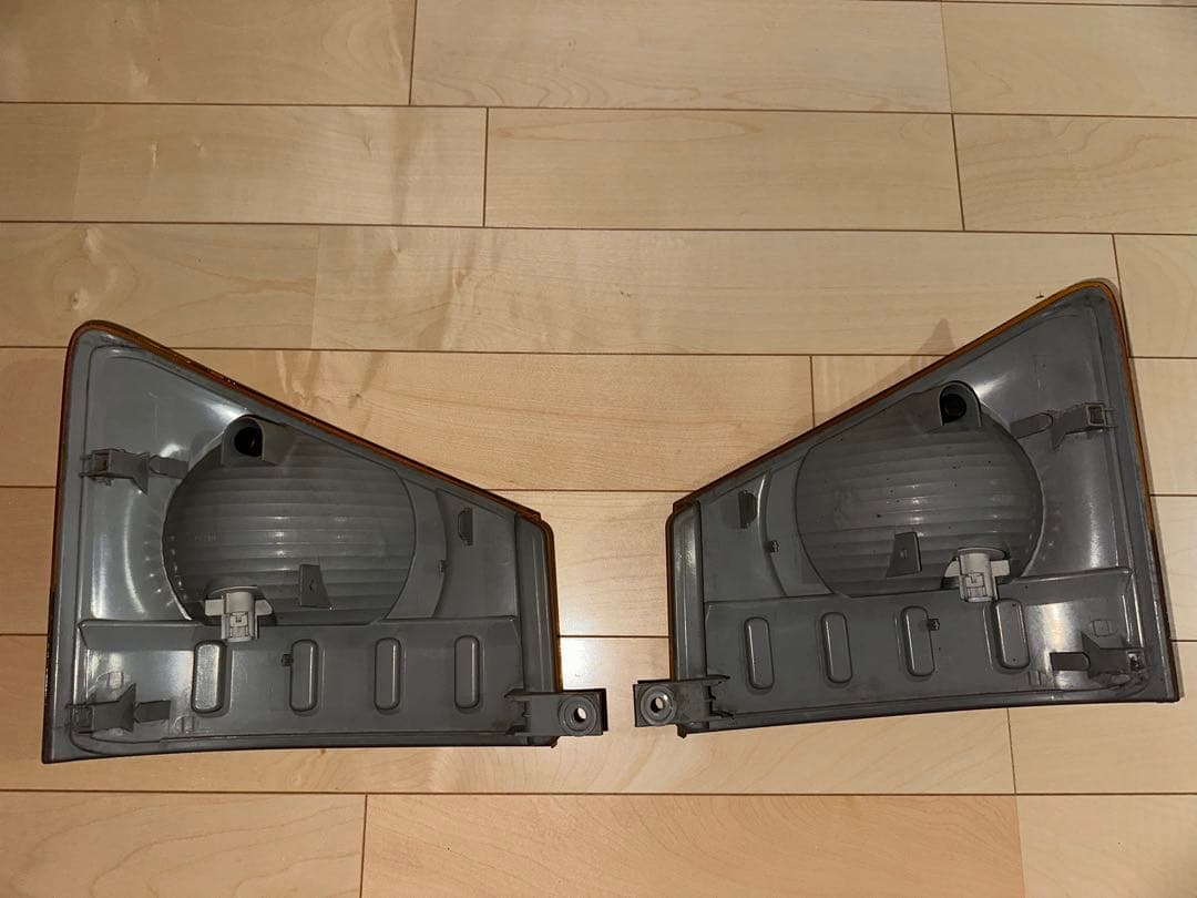 07 フォワード エルフ フロントウィンカー アンバー JET製 ウロコ