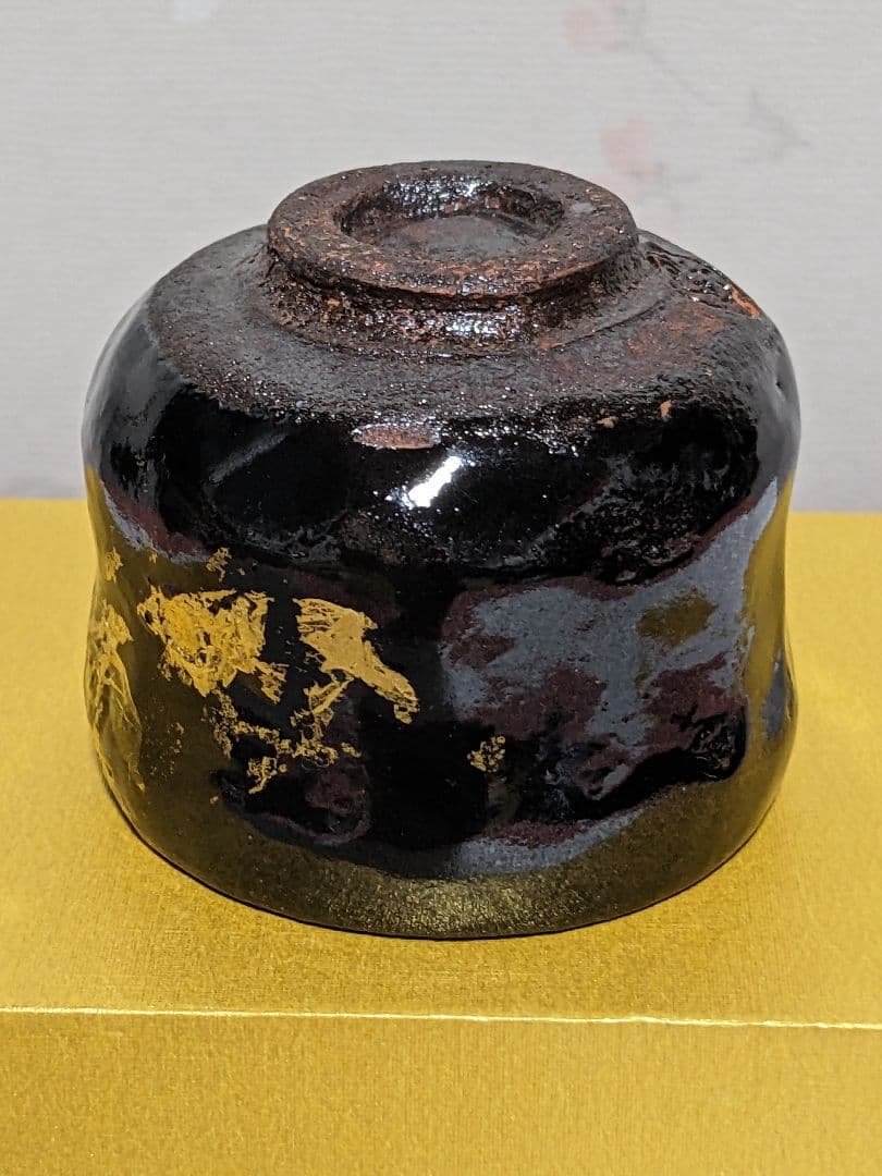 ♢大樋焼作家物 黒釉金彩 ぐい呑み 酒器 未使用の美