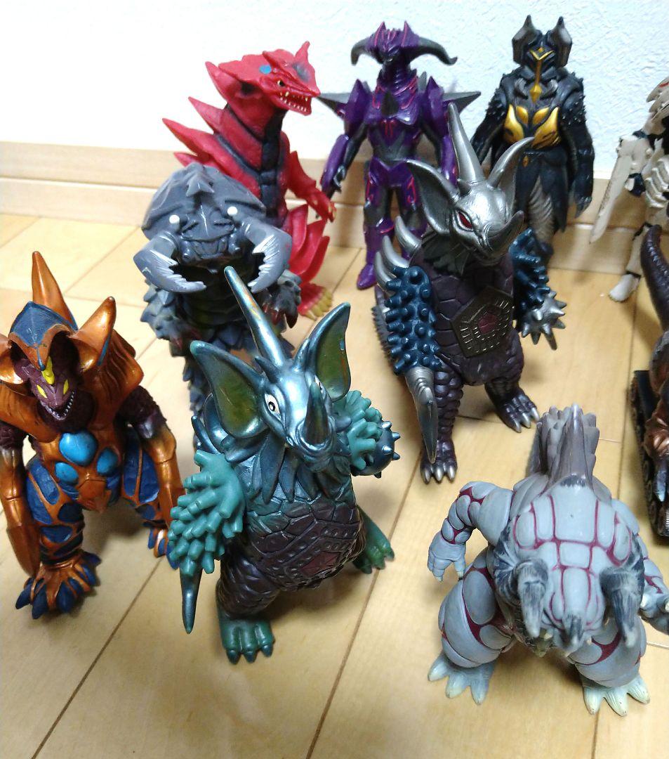 ☆まとめ売り☆ウルトラマン怪獣 ソフビ 22体セット - メルカリ