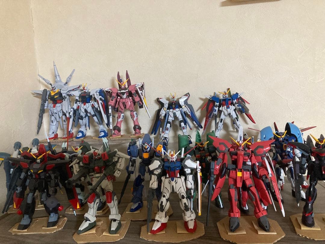 1/144旧キットガンプラ塗装済 旧キット 1/144 Z ガンダム ゼータ ガンダム ガンプラ 塗装済み 完成