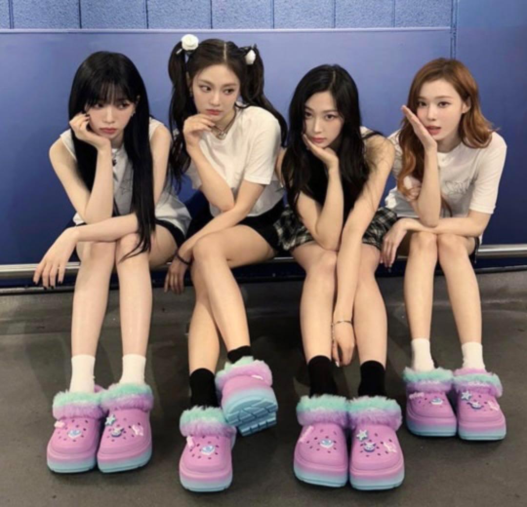 定価14300円】新品 23㎝ aespa×crocs クロックス サンダルb - メルカリ