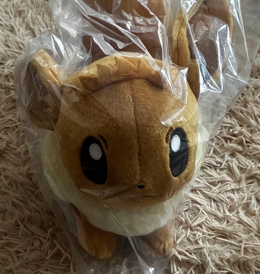 ぬいぐるみ 等身大イーブイ 寝そべり - メルカリ