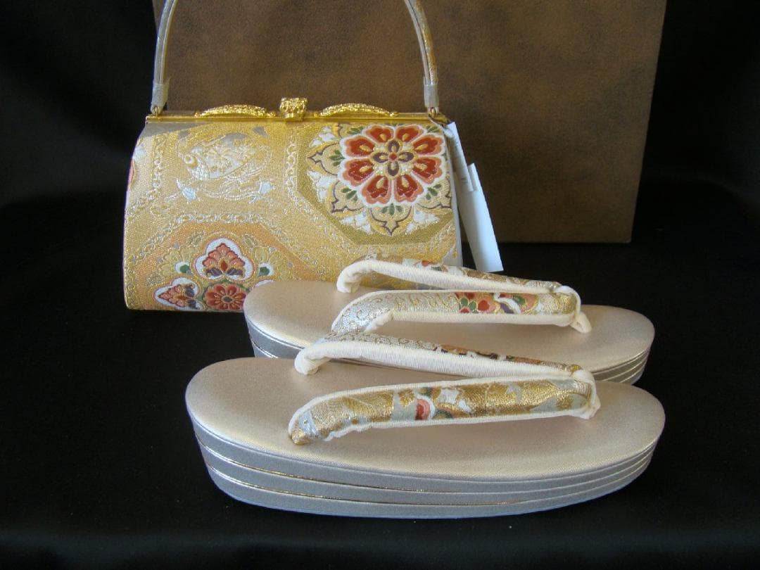 新品 日本製 振袖・訪問着用 正絹 袋帯地草履バッグ セット 未使用