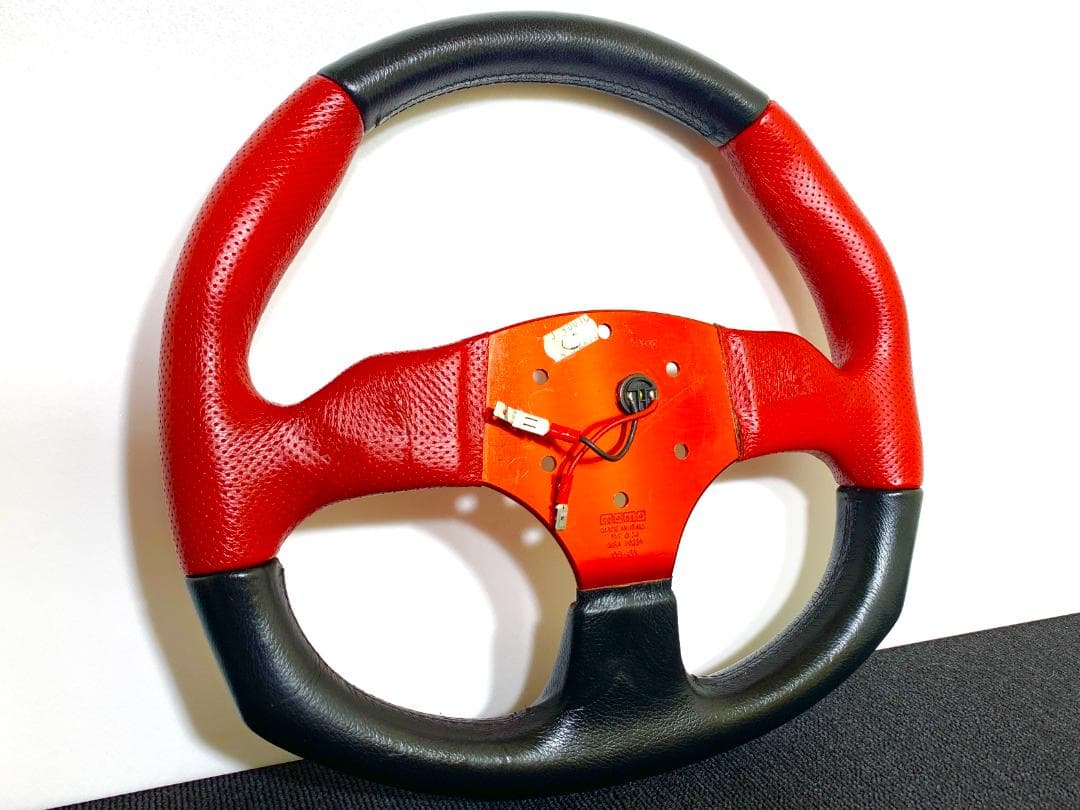 モモ COMMANDO コマンド 初代モデル レッド×ブラック 34.5パイMOMO