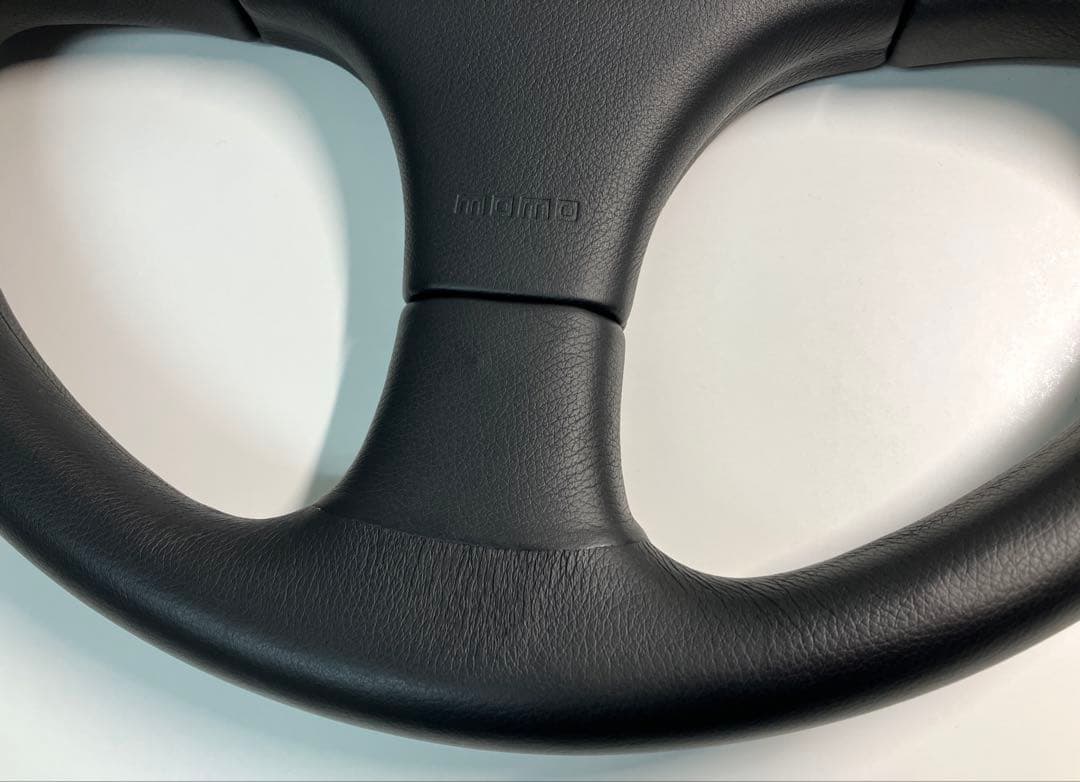 モモ MOMO ステアリング36cm/NARDI/ナルディ/ホーンボタン無し - メルカリ