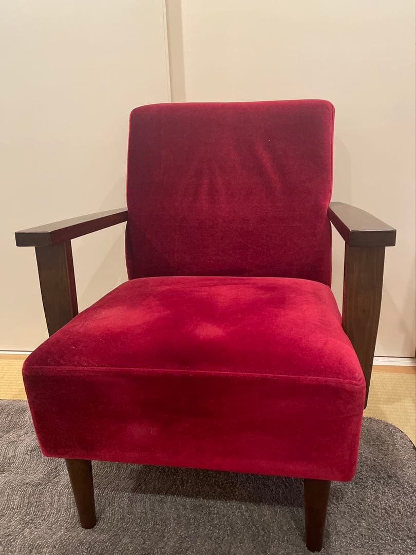 ビーカンパニー 赤 シングルソファ オットマン付き