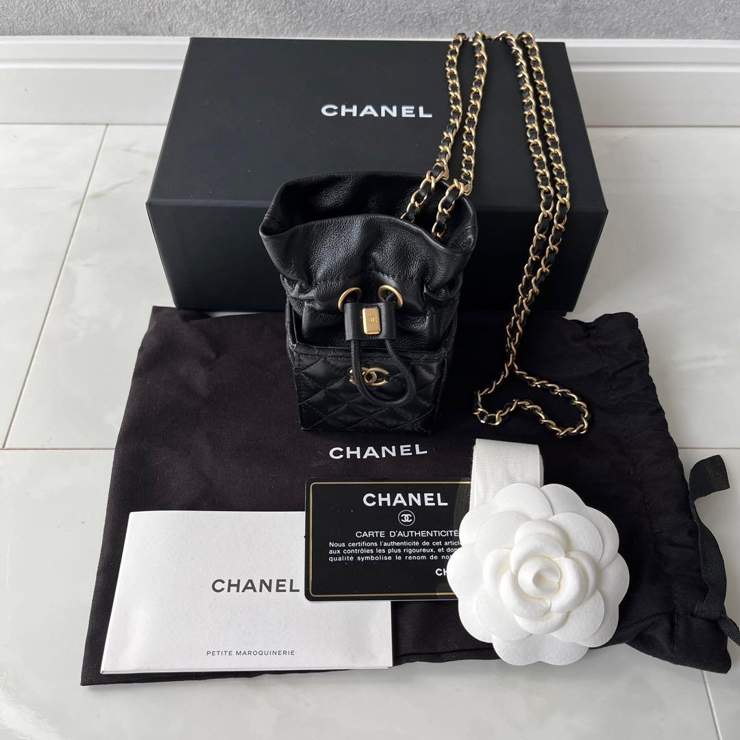 値下げ‼️新品未使用CHANEL VIP専用ノベルティミニポシェット（非売品