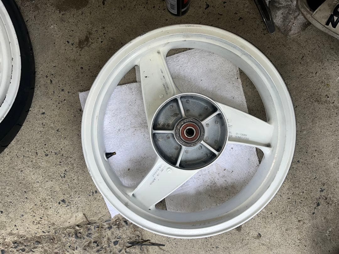 zrx400 ホイール フロントリアセット 値下げ交渉大歓迎！ - メルカリ